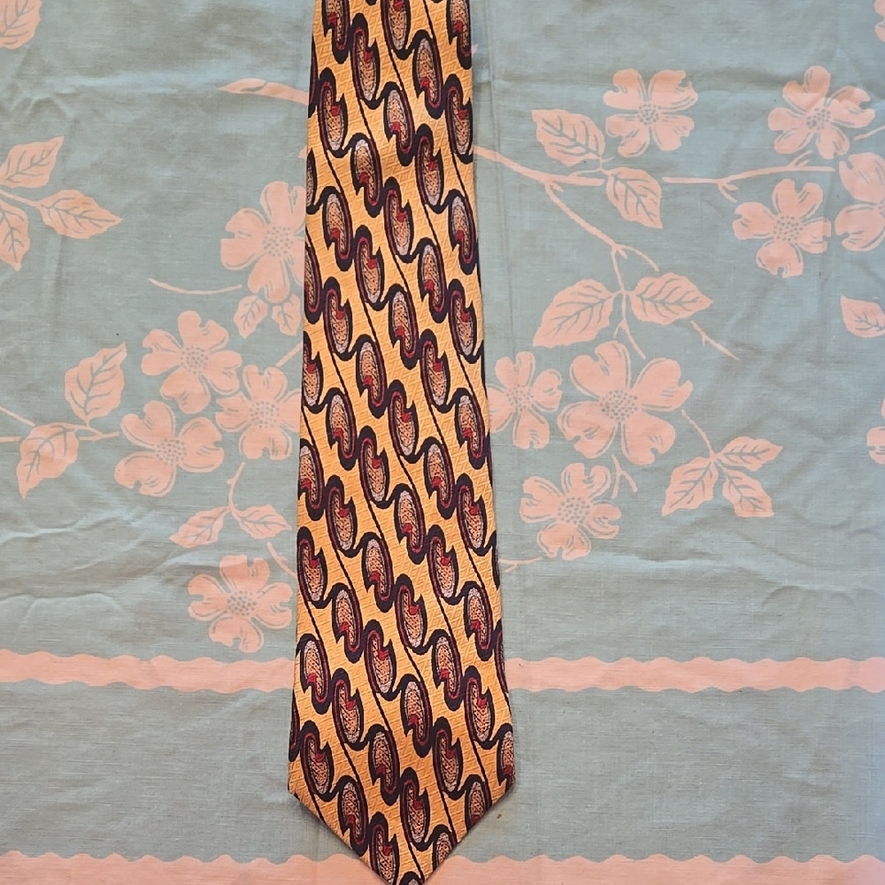 Vintage Givenchy Patterned Tie (18) - image 3